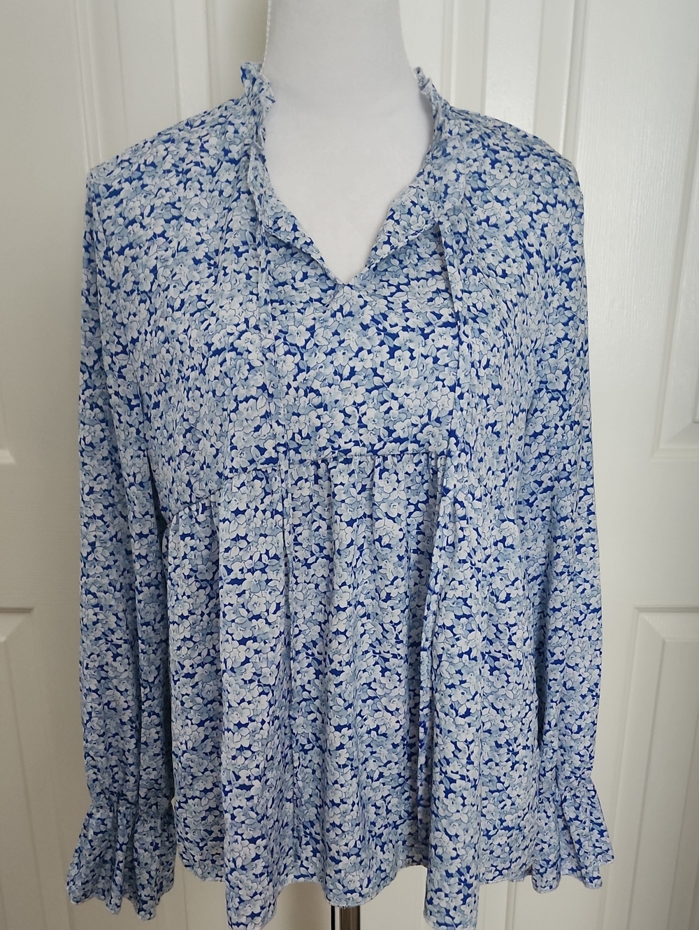 Blue Floral Peasant Blouse - Unbranded